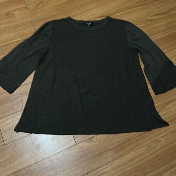 Lord & Taylor Sweaters - Lord & Taylor Petite Lightweight Sweater